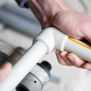 اختيار الغراء المناسب PVC: تطبيقات الضغط المنخفض والعالي